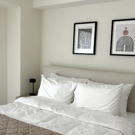 The White Marble - Spacious, 4br, 2ba By Bnc Apartment *