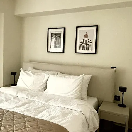 The White Marble - Spacious, 4br, 2ba By Bnc Apartment